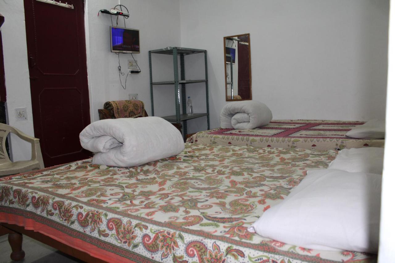 Laxmi Lodge Rishīkesh Eksteriør billede