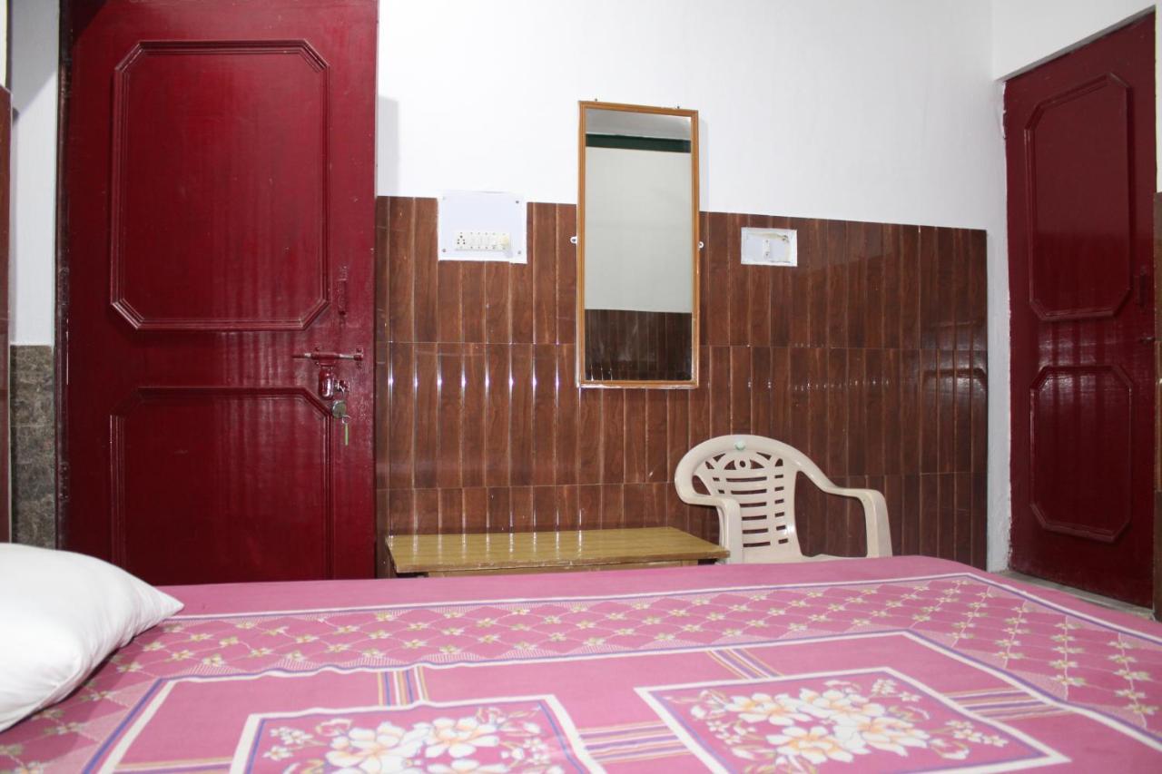 Laxmi Lodge Rishīkesh Eksteriør billede