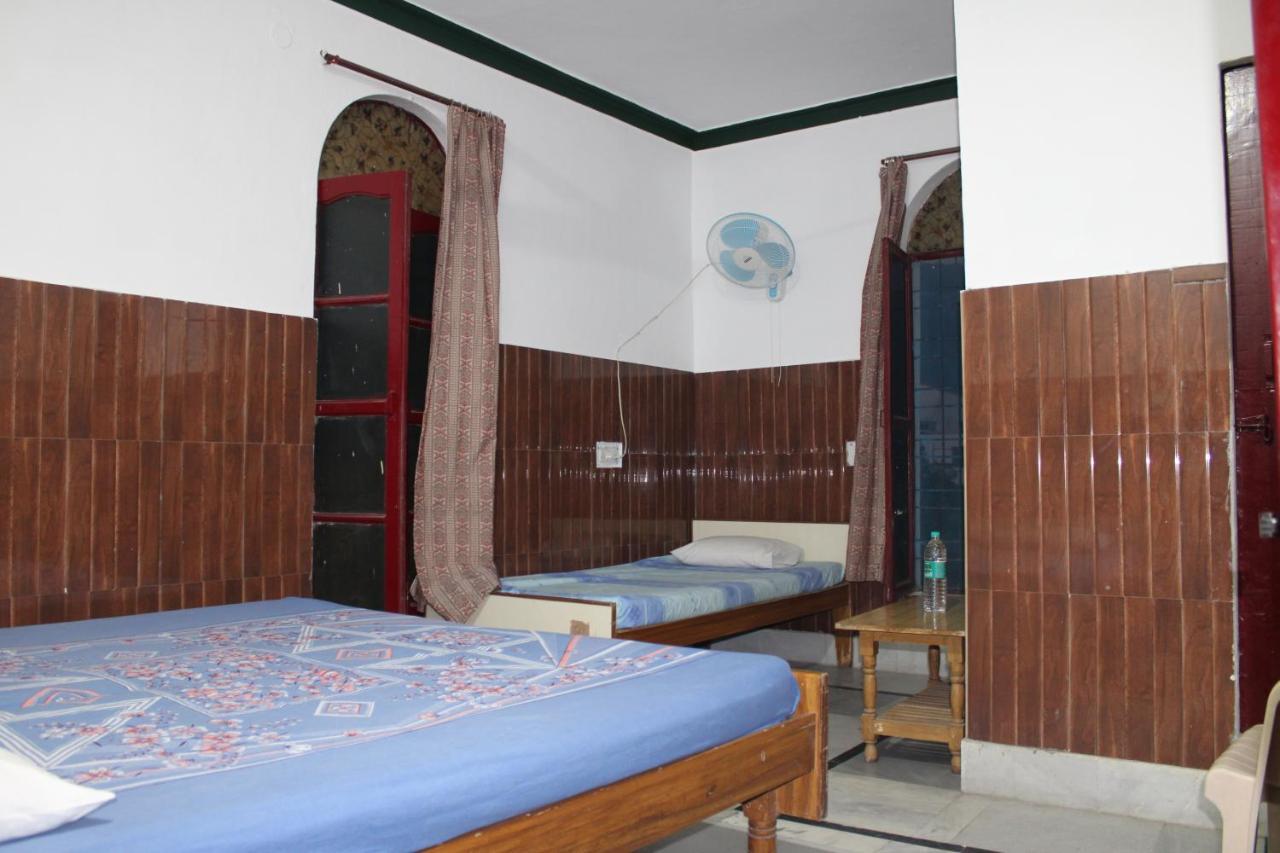 Laxmi Lodge Rishīkesh Eksteriør billede